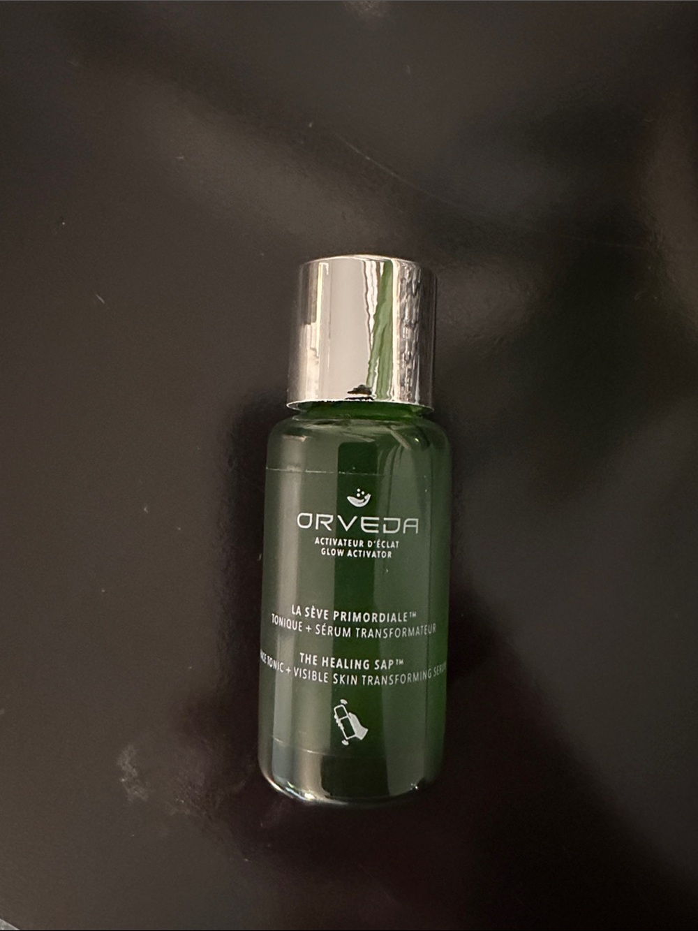 Veda Green Glow Activator Serum with Silver Cap